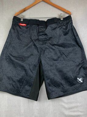 Hayabusa Mens MMA Shorts 2XL Black Hex Mid-Thigh Snake Skin Fighting Hook & Loop